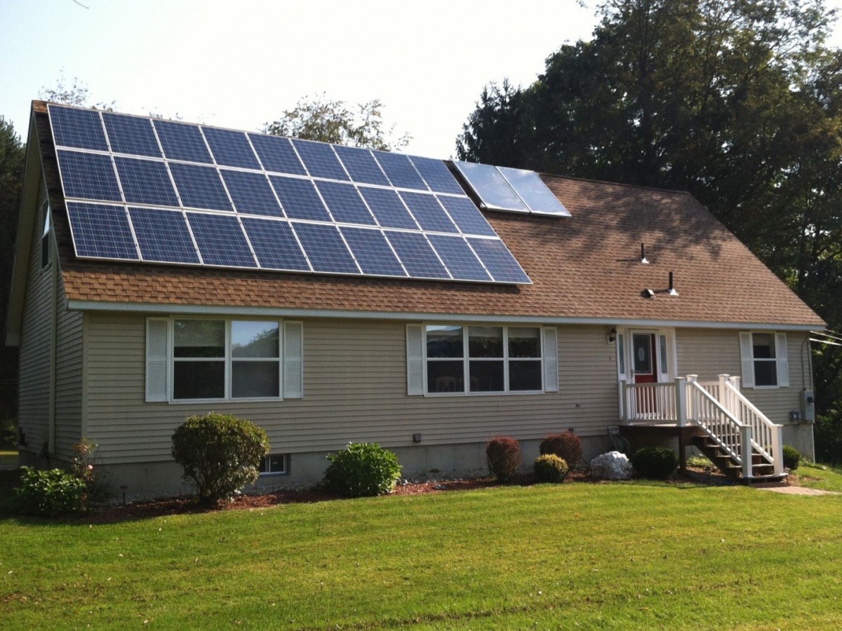 Meadow Lane Solar Installation Photo