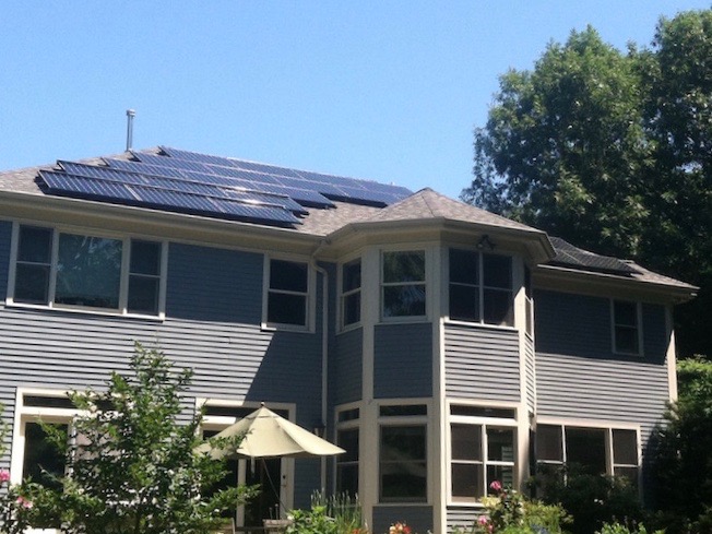 Beacon Heights Drive Solar Installation Photo