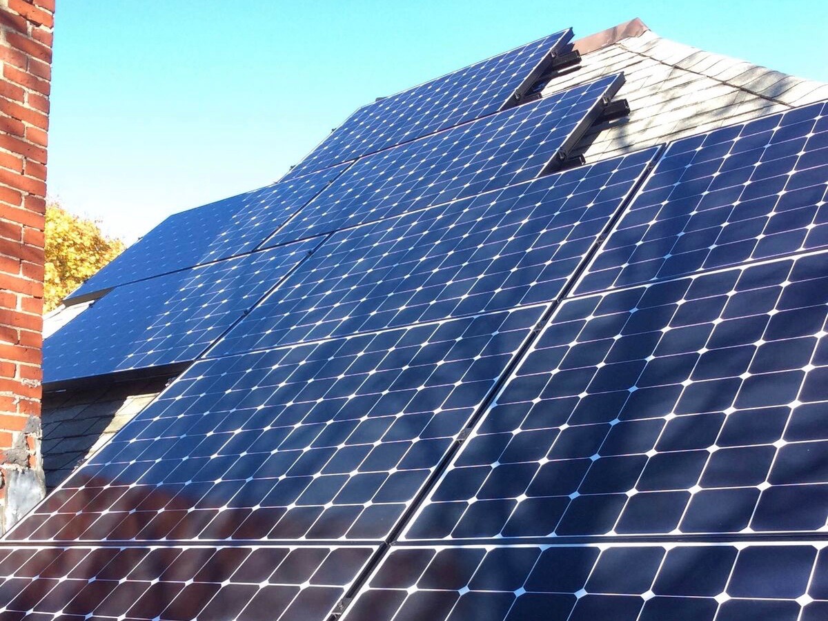 Melville Avenue Solar Installation Photo