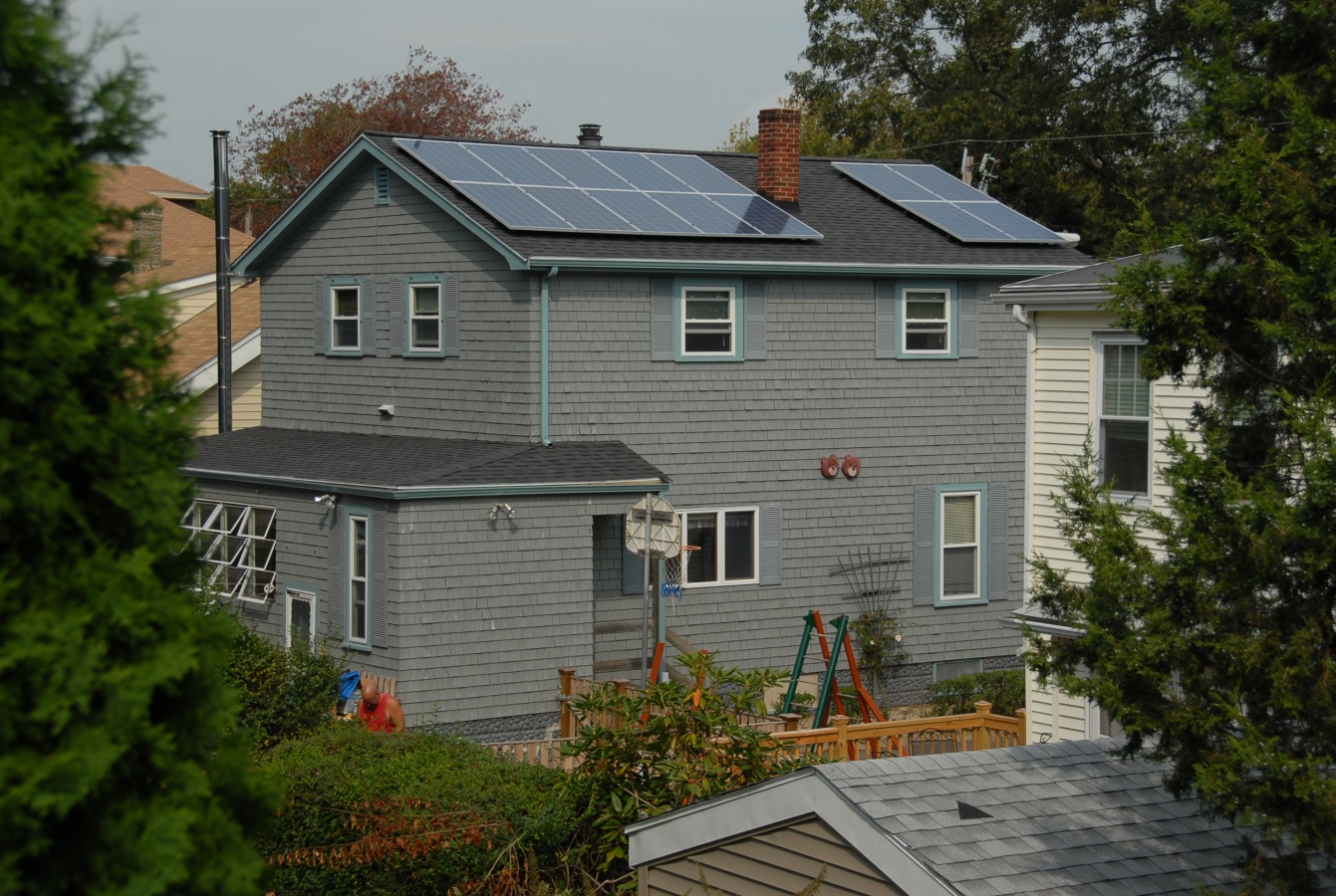Fair Oaks Avenue Solar Installation Photo